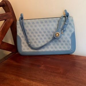 Women small shoulder bag